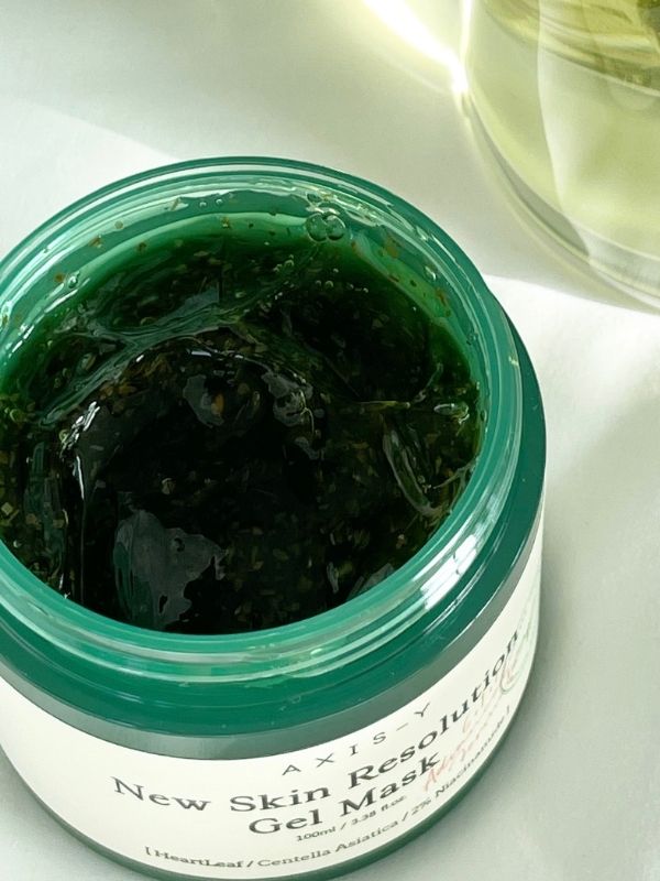 New Skin Resolution Gel Mask