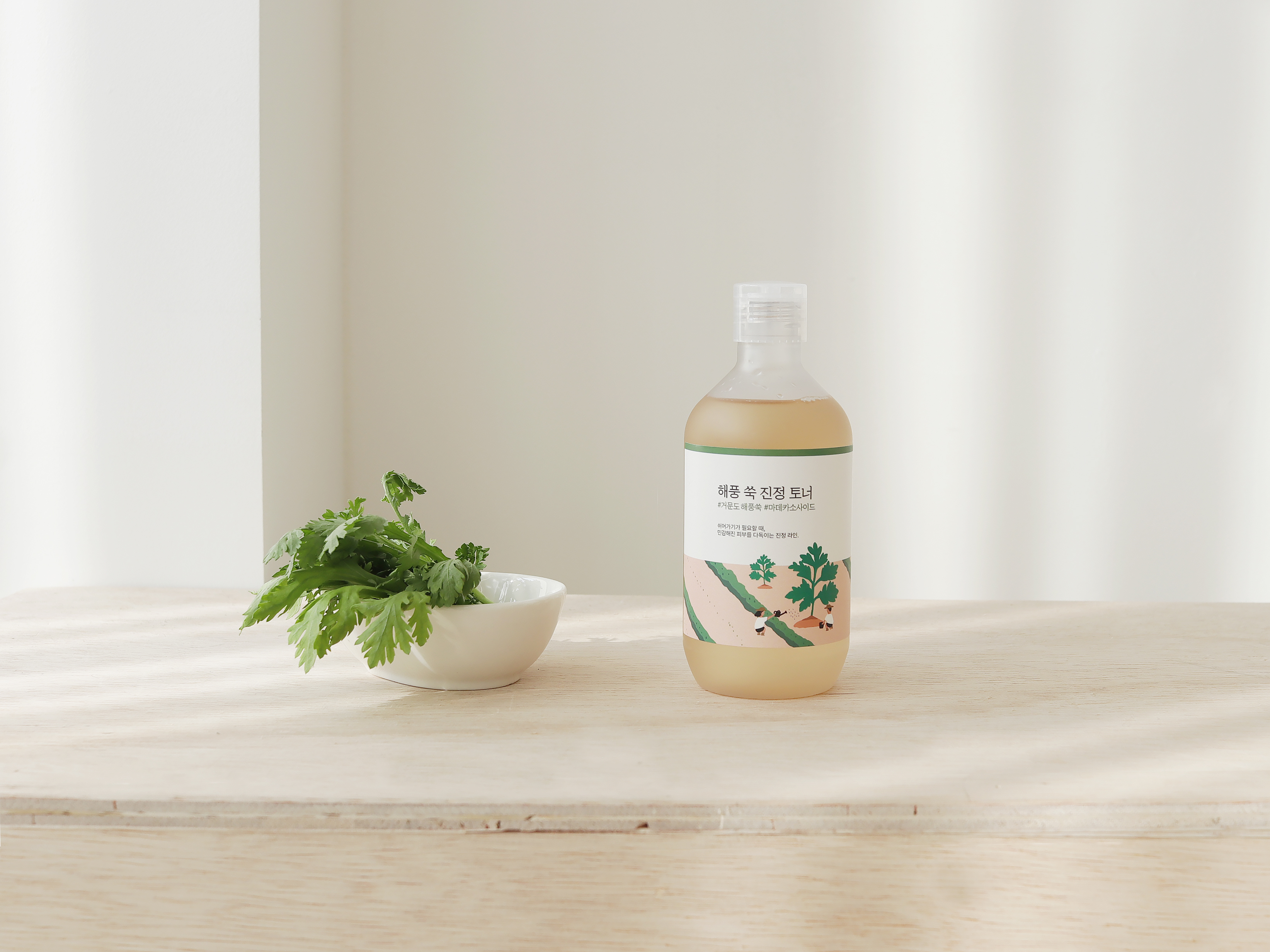 ROUND LAB Mugwort Calming Toner