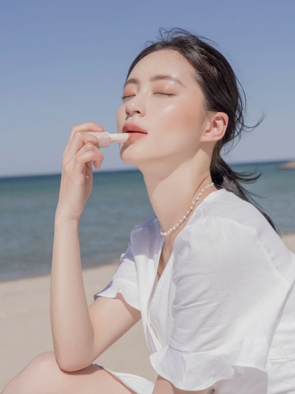 ROMAND Zero Matte Lipstick