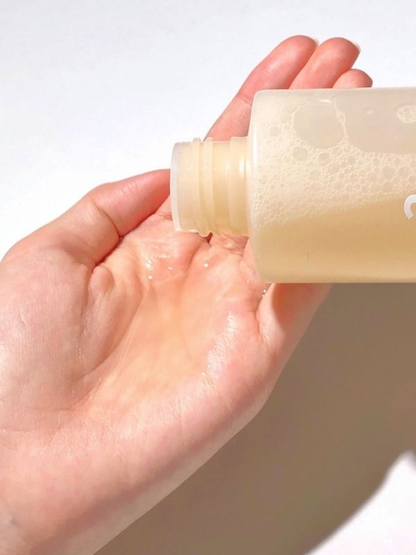 Numbuzin No.3 Super Glowing Essence Toner